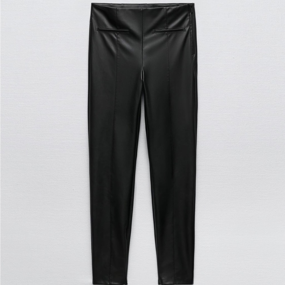 NWOT Zara Efecto Piel Leggings- Small